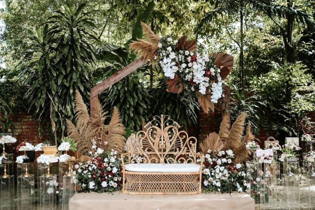 Top 10 Best Wedding Venues in Kuala Lumpur 2025 22 The-Seavoy-House-outdoor-wedding-venue