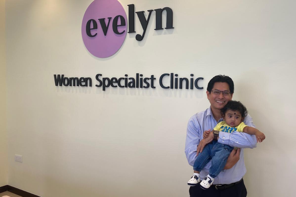 Top 10 Best Fertility Clinics in Malaysia 2025 7 photo-taken-with-evelyn-clinic-sign