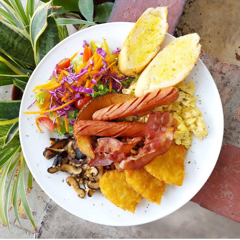 Top 20 Best Cafes in Cheras 2025 30 De-Brush-Cafe-food