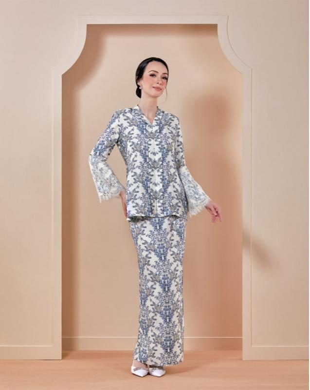 Top 16 Best Online Boutiques for Raya Outfits in Malaysia 2024 23 ARIANI 2 e1710137392936