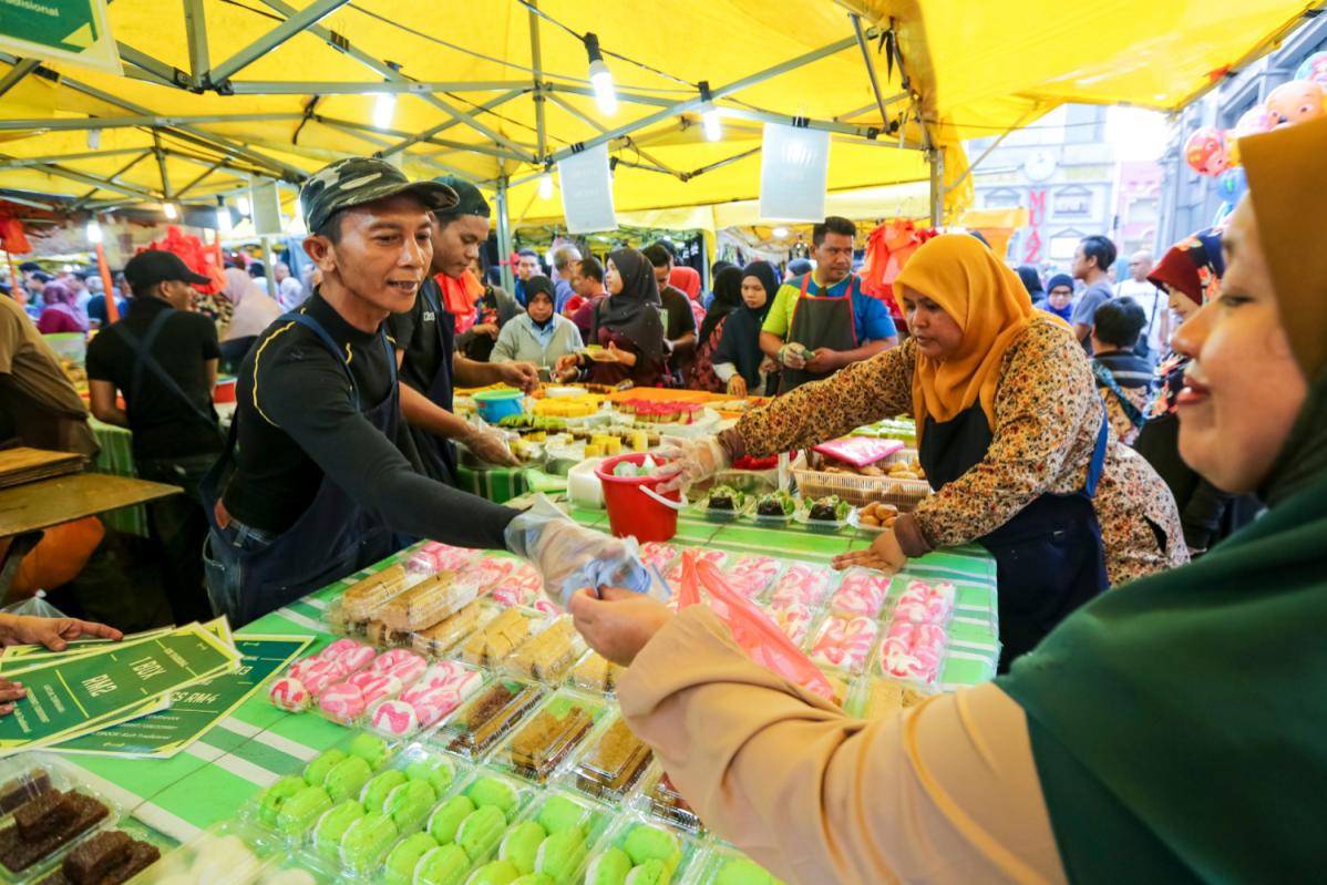 20 Bazar Ramadan Terbaik di Terengganu 2024 1 Bazaar Ramadan in Terengganu