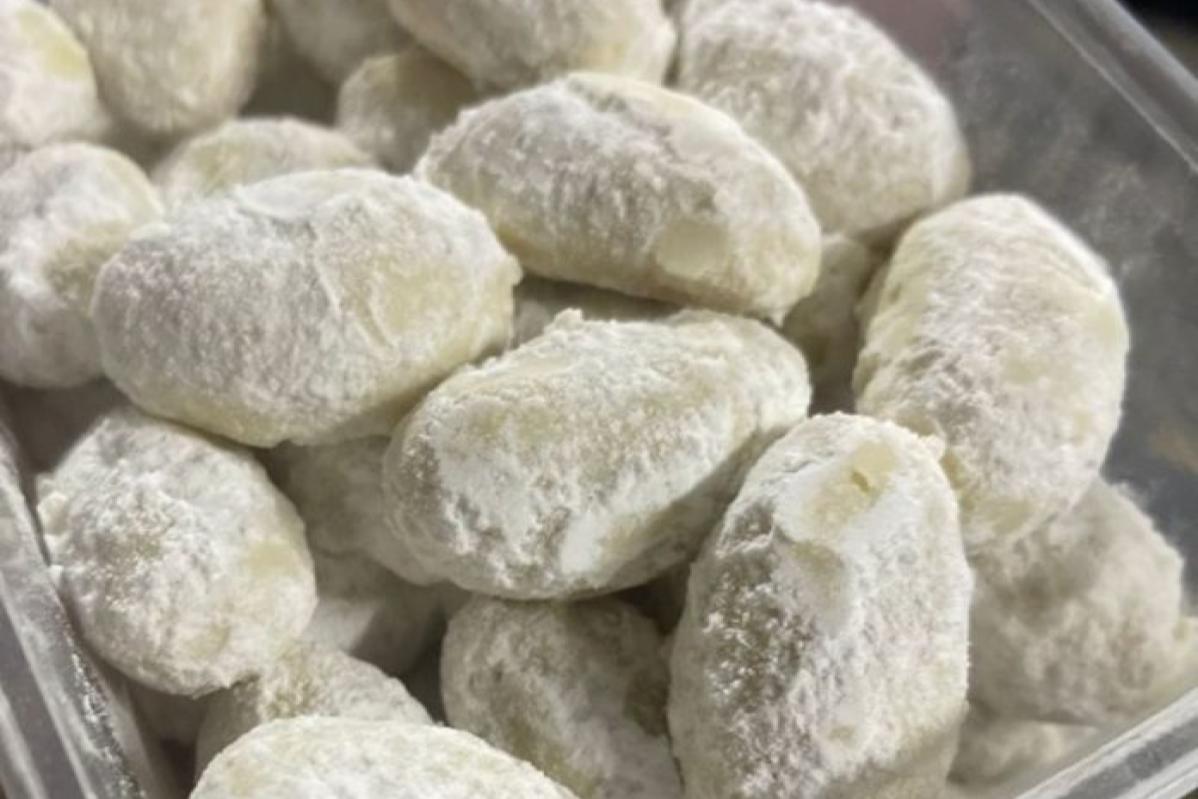 Top 10 Delicious Kuih Raya in Malaysia 2025 3 Biskut Makmur 2
