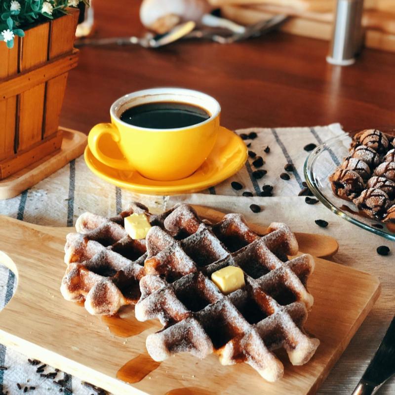 Top 10 Best Cafes in Ara Damansara 2025 12 Blackwood-Cafe-waffle
