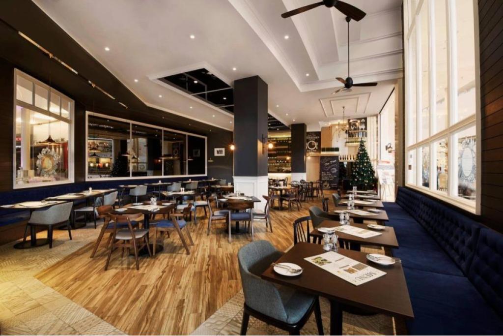 Top 15 Best Steakhouses in Kuala Lumpur 2025 16 D-Empire-interior