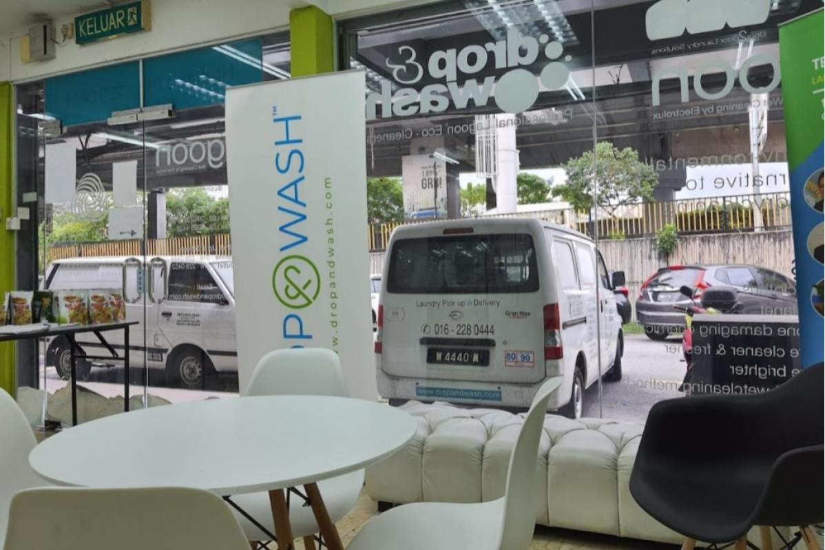 Top 10 Best Dry Cleaning Services in Selangor & KL 2025 20 Drop-Wash-waiting-area