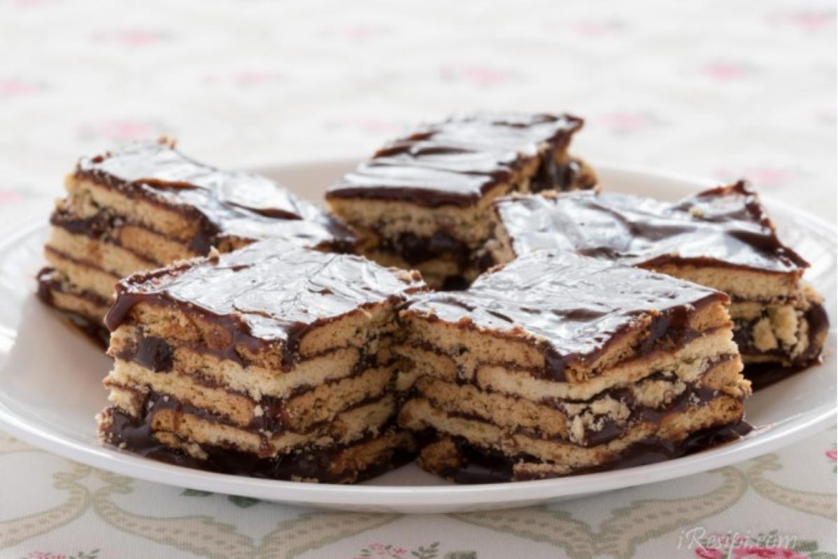 Top 10 Must-Try Hari Raya Snacks in Malaysia 2025 10 Kek Batik