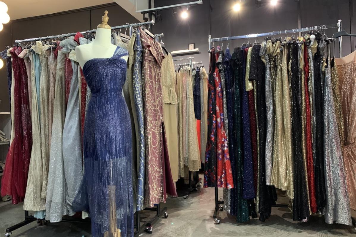 Top 10 Best Evening Dress Rental in KL for Prom or Dinner 2024