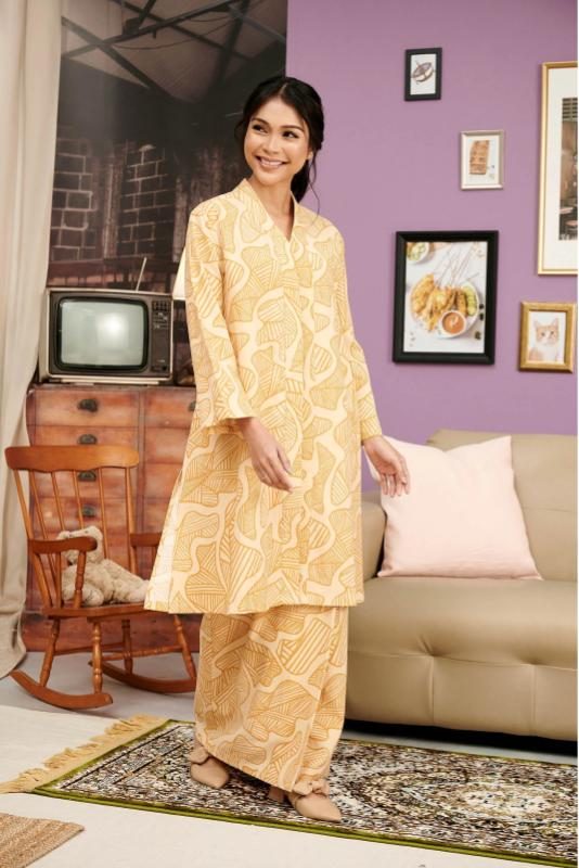 Top 16 Best Online Boutiques for Raya Outfits in Malaysia 2024 27 Mimpikita 2 e1710137817925