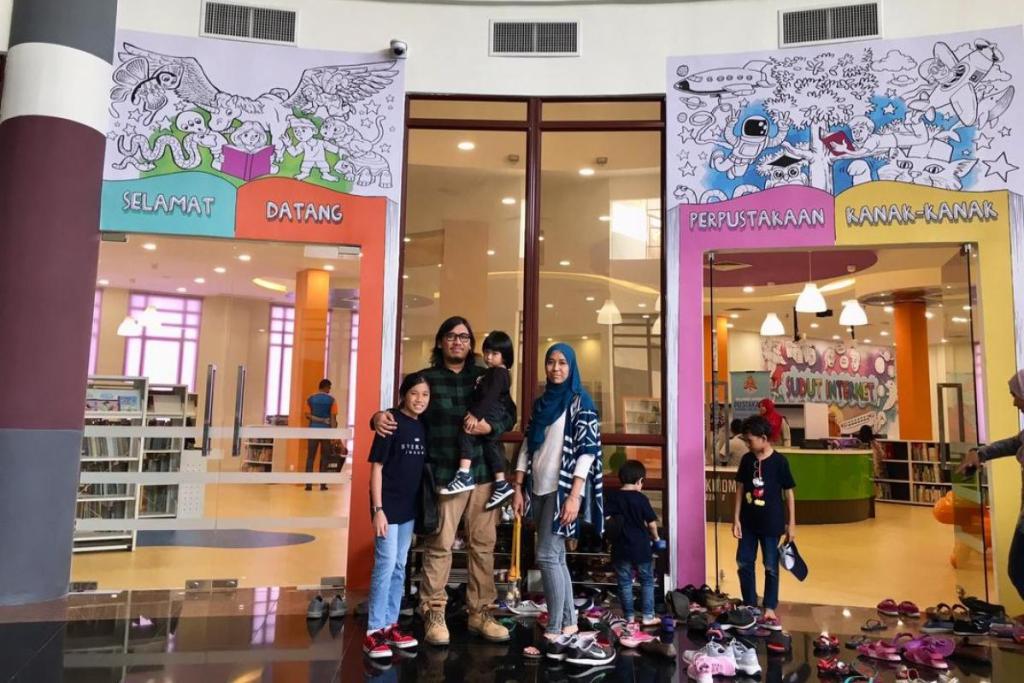 Top 10 Best Restaurants in TTDI 2025 2 reading-at-Pustaka-KL-Library