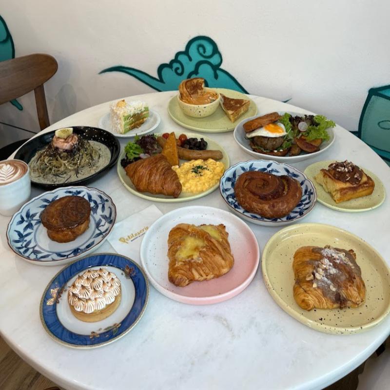 Top 10 Best Cafes in Ara Damansara 2025 14 Petiteserie-Bakery-Cafe-fresh-bakes
