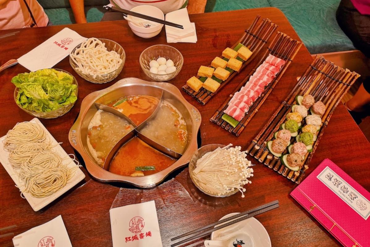 Top 10 Best Steamboat Restaurants in Ipoh 2025 13 hotpot-experience-Red-Inn-Hotpot