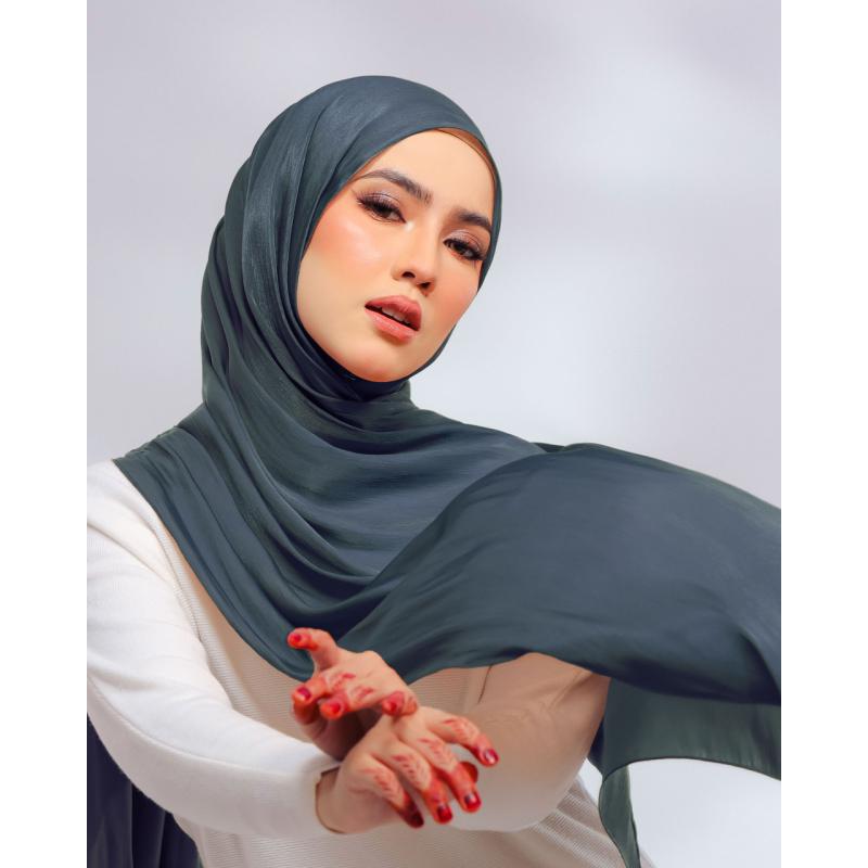 8 Selendang Raya Terbaik di Malaysia 2024 7 Tudungruffle Giselle Shawl