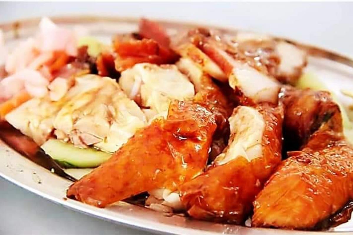 Top 9 Best Chicken Rice Shops in Ipoh 2025 14 Yong-Meng-Chicken-Rice
