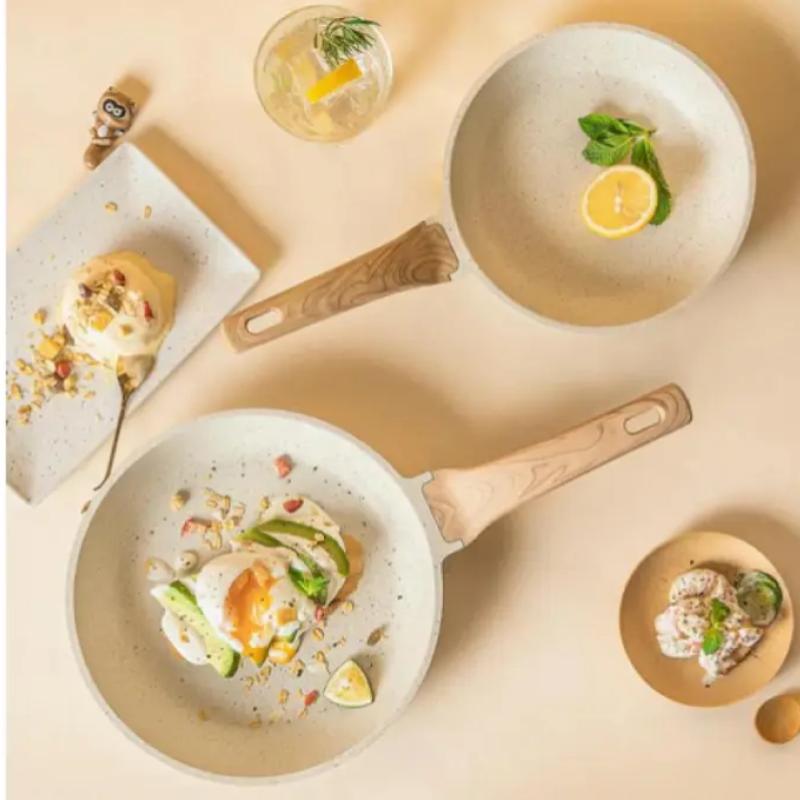 Top 10 Best Mother’s Day Gift Ideas in Malaysia 2025 8 Carote Non Stick Fry Pan