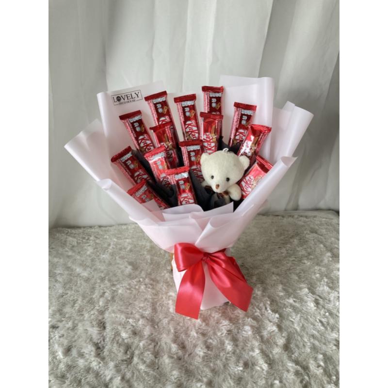Top 10 Best Teacher’s Day Gifts in Malaysia 2025 5 Chocolate Bouquet