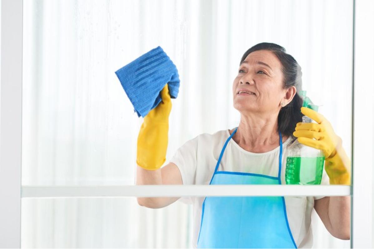 Innovedge Maid Agency: Redefining The Standards of Maid Hiring 5 General household cleaning provided by maids in Malaysia. 1
