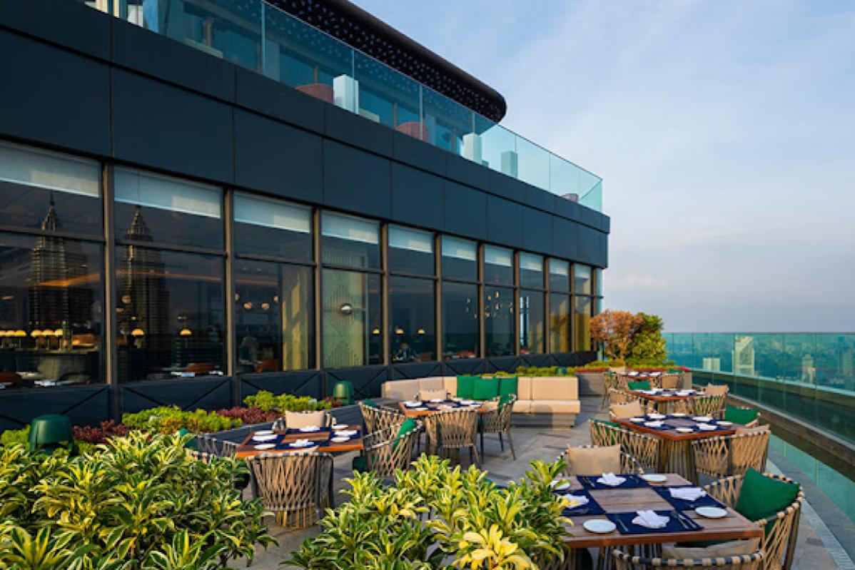 10 Restoran Terbaik Untuk Dilawati Pada Hari Ibu Bapa di KL 2024 12 Horizon Grill