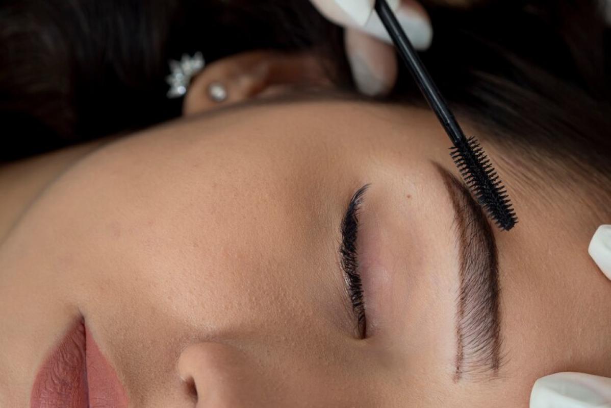 Top 10 Best Eyebrow Threadings in KL & Selangor 2025 10 Blink Threading and Waxing Studio 1