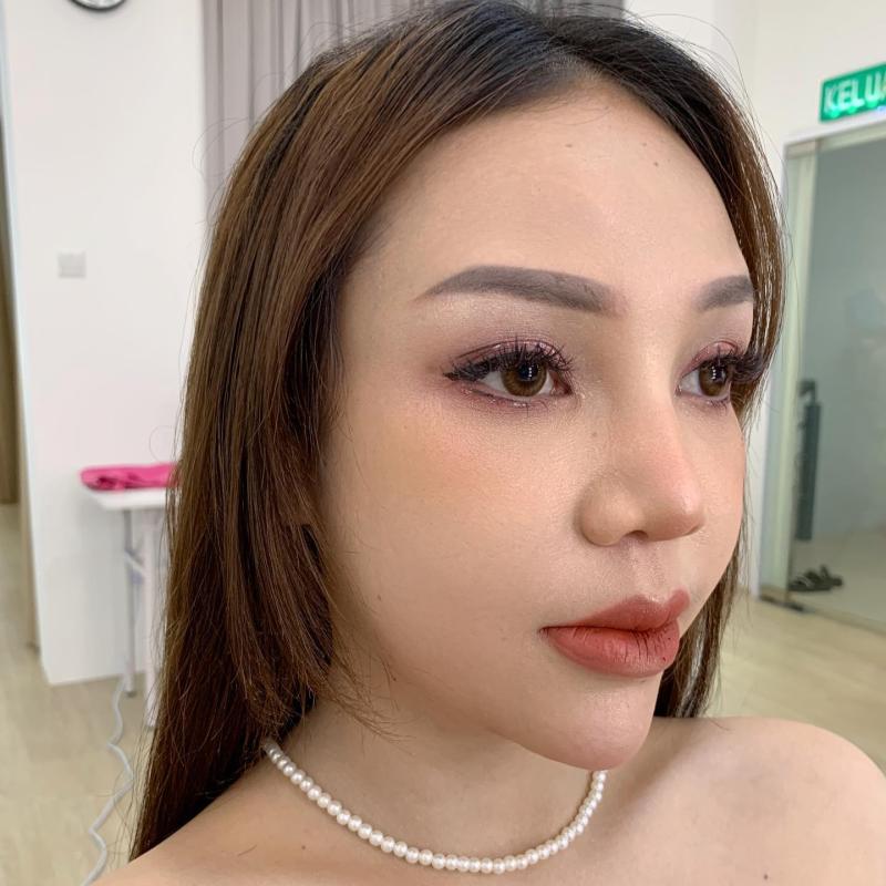 Top 10 Best Makeup Artists in Sarawak 2025 17 EE Beauty Art Studio 1