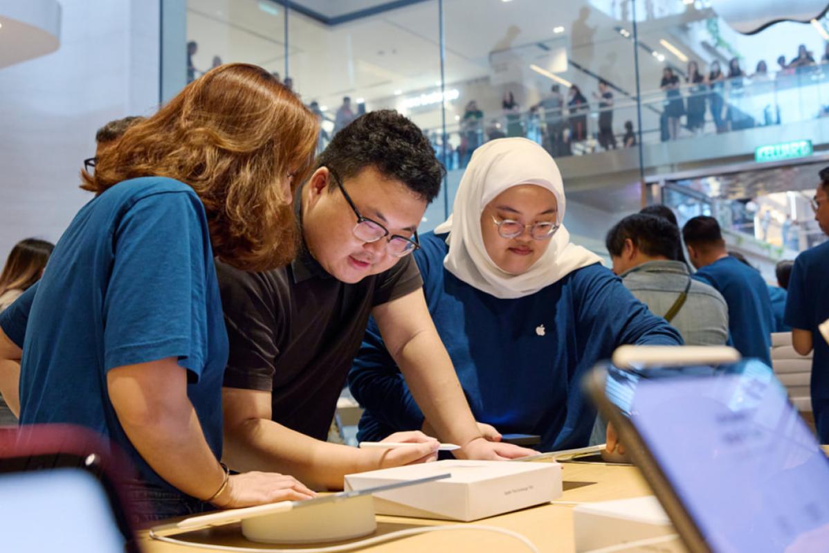 Apple Store Pertama di Malaysia Kini Dibuka! 7 Malaysias First Apple Store 6