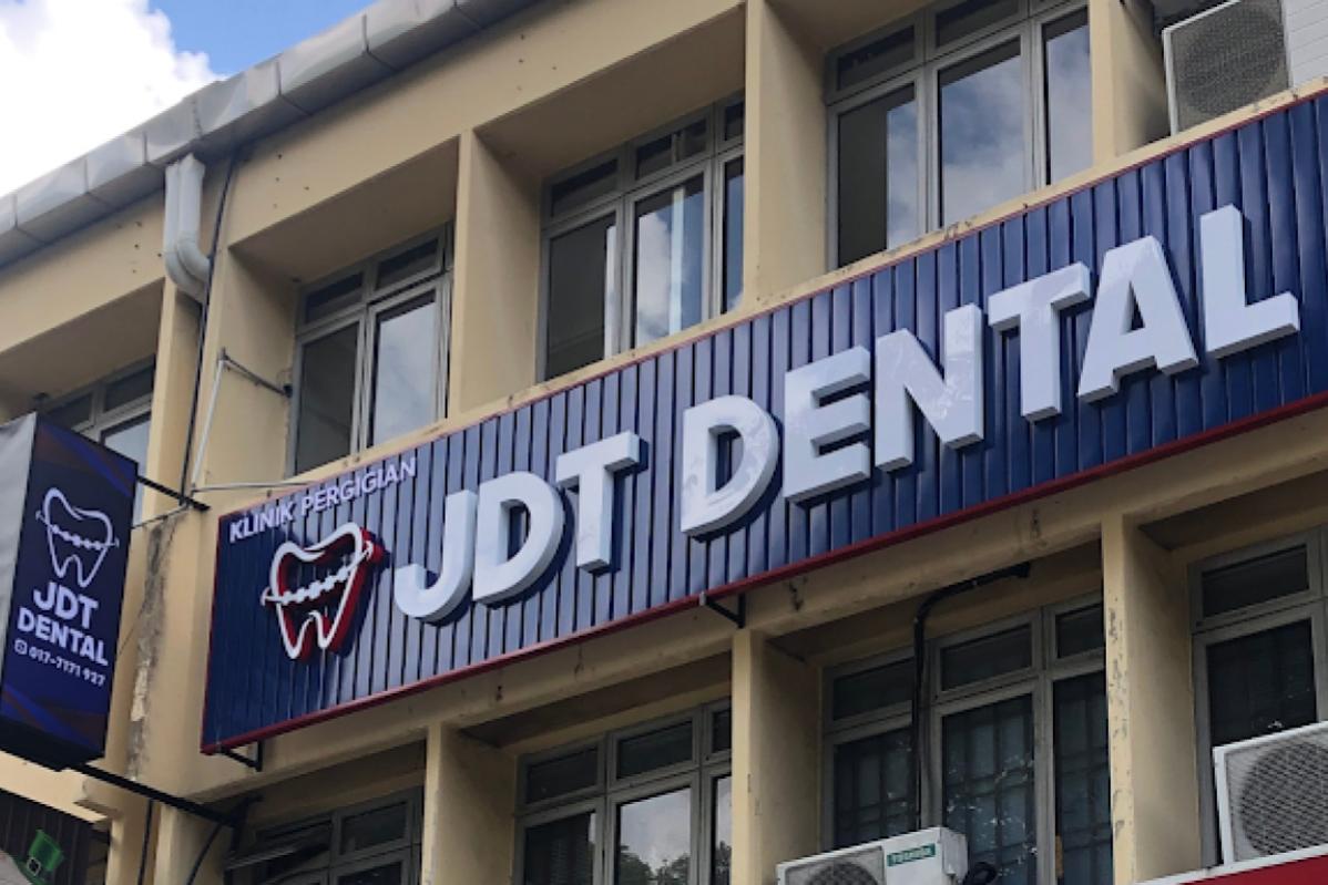 10 Klinik Pergigian Kosmetik Terbaik di Johor 2025 2 JDT Dental