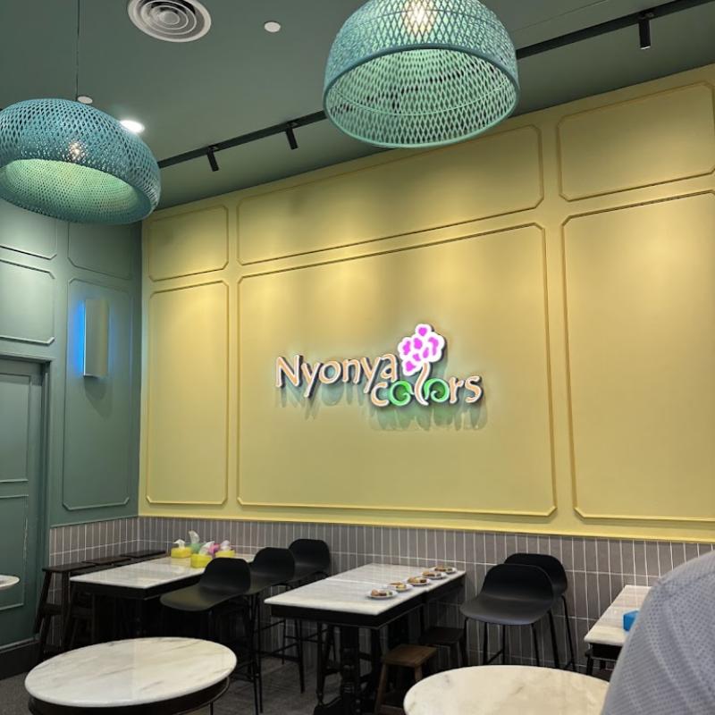 8 Restoran Masakan Melayu Terbaik di The Exchange TRX 2025 24 Nyonya Colors