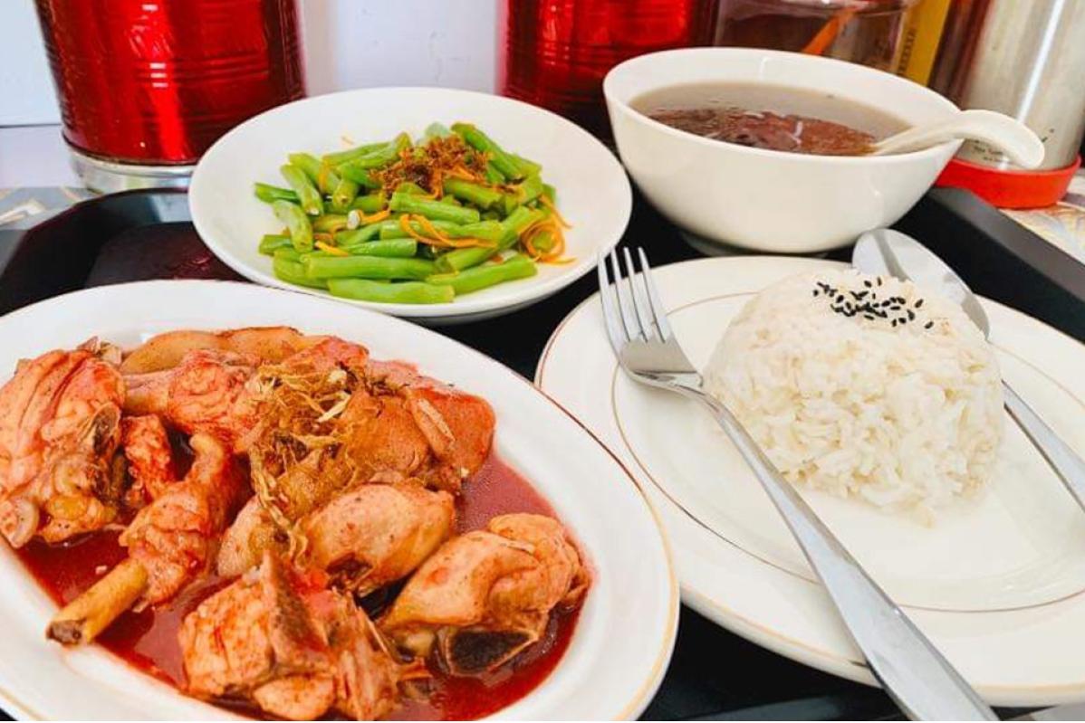 10 Penghantaran Makanan Berpantang Terbaik di Johor 2025 10 Young Flower Confinement Centre 1