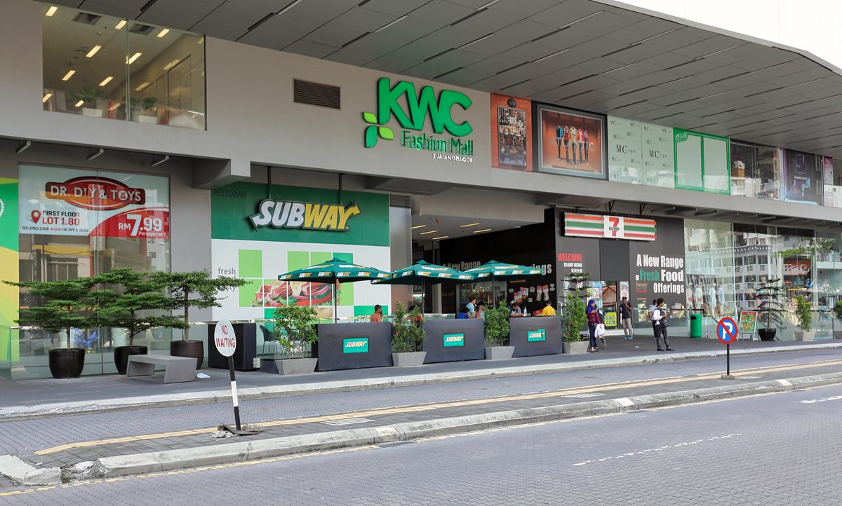 Experience the Magic of Christmas in Paris 2024 at KWC Mall 29 KTEH9365 2 1