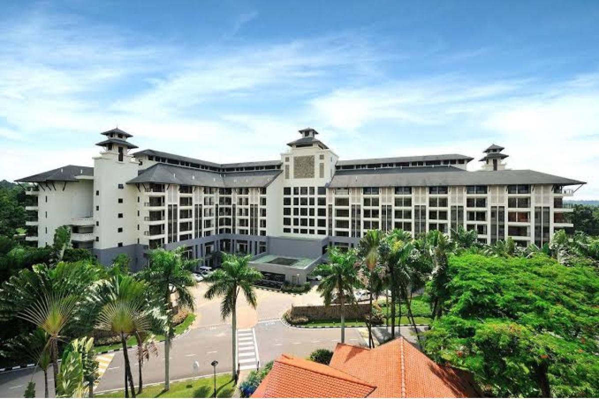 Top 8 Best Christmas Dinner Buffets in Johor 2024 4 Christmas Eve Bbq Buffet Dinner Pulai Springs Resort