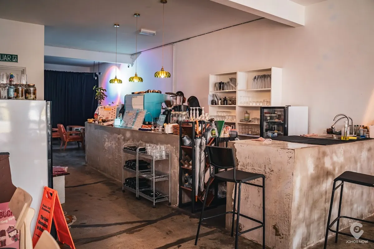 Top 10 Cafes in Johor Bahru 2026 6 The Blue Door Coffee House Mount Austin Johor Bahru matcha pistachio