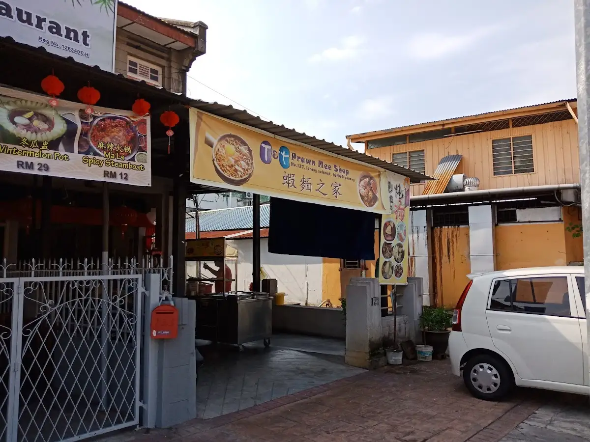 Top 10 Hokkien Mee in Penang 2026 9 T and T Prawn Mee Shop Lorong Selamat George Town Penang Hokkien mee
