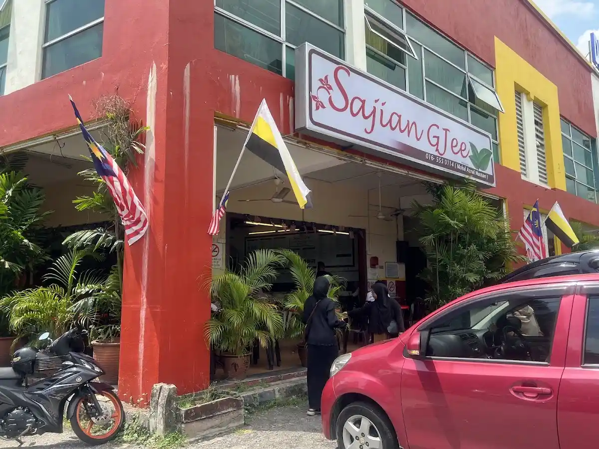 Top 10 Nasi Lemak in Ipoh 2026 2 Sajian Gjee nasi lemak Ipoh Meru Bestari breakfast