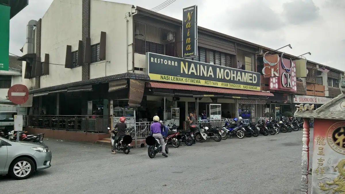 Top 10 Roti Canai in Ipoh 2026 3 Restoran Naina Mohamed Ipoh 24 hour mamak roti canai