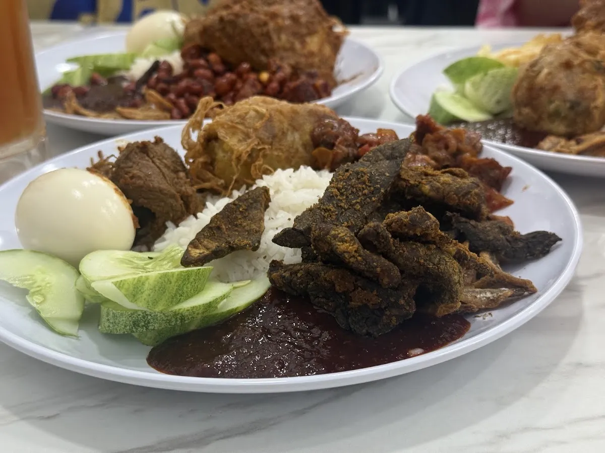 Top 10 Nasi Lemak in KL & Selangor 2026 3 Nasi Lemak Wanjo Kampung Baru Kuala Lumpur rendang sambal