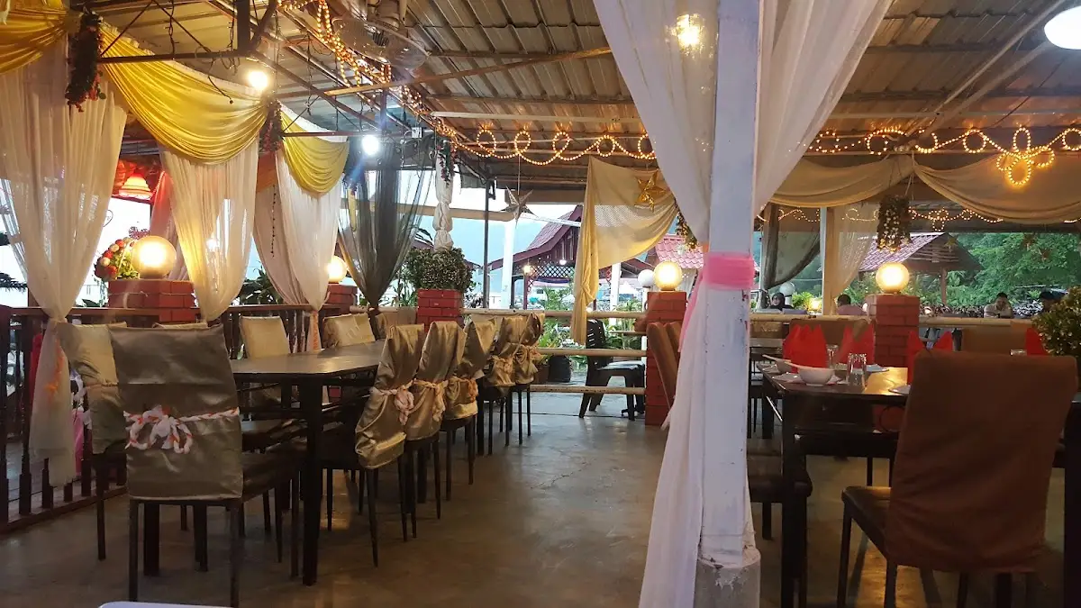 Top 10 Seafood in Penang 2026 4 D'Seafood Paradise Teluk Tempoyak Batu Maung Penang