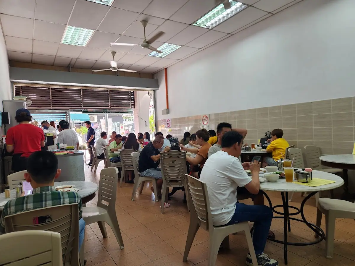 Top 10 Nasi Ayam in Ipoh 2026 5 Pak Kong Chicken Rice Restaurant Jalan Theatre Taman Jubilee Ipoh