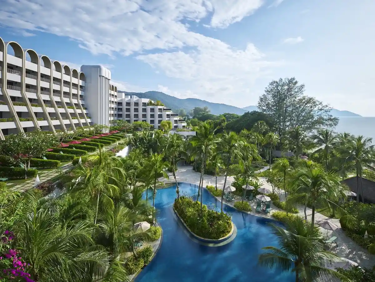 Top 10 Luxury Hotels in Penang 2026 5 PARKROYAL Penang Resort Batu Ferringhi beachfront luxury hotel