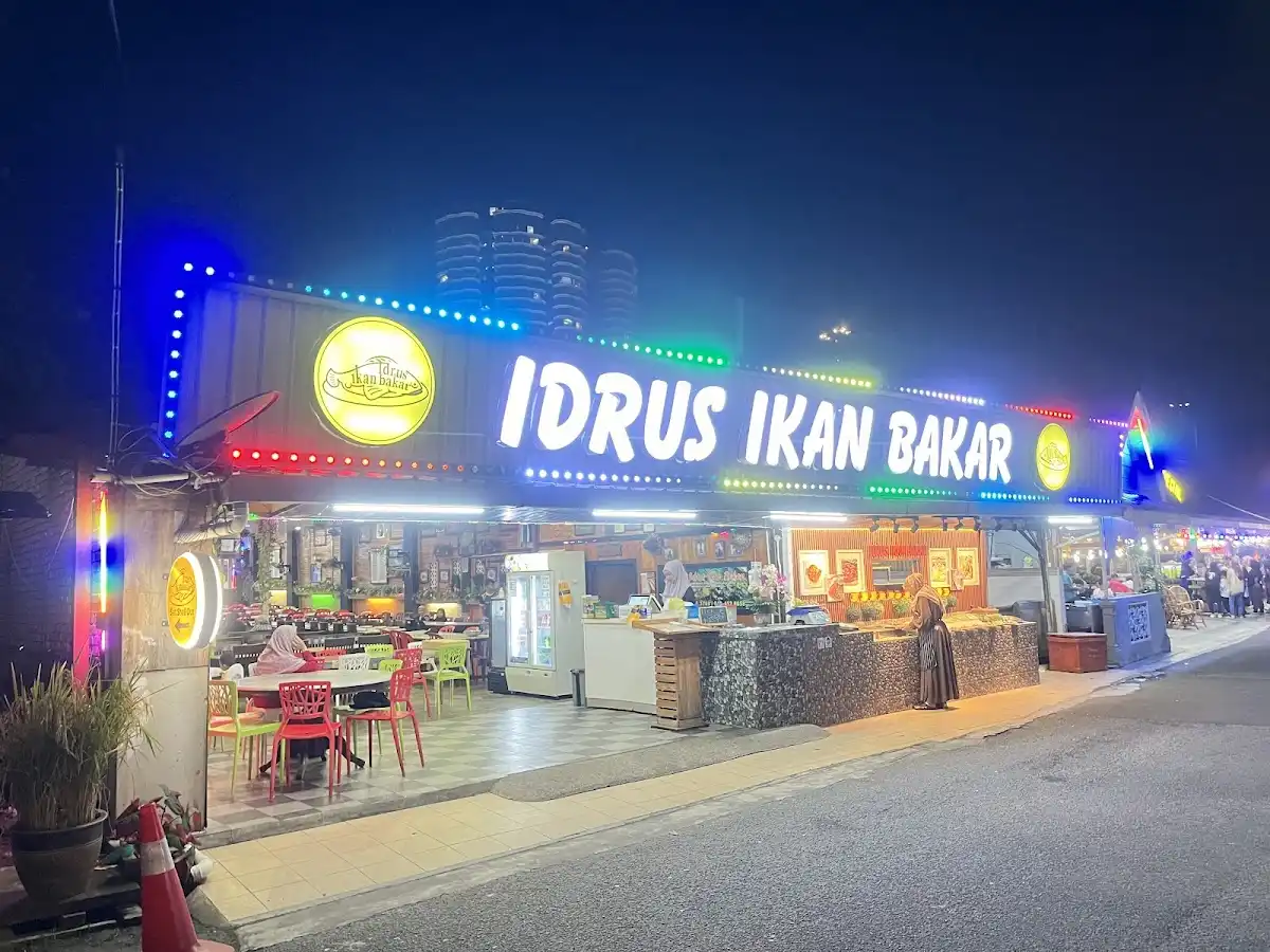 Top 10 Ikan Bakar in Penang 2026 6 Idrus Ikan Bakar Batu Uban Gelugor Penang charcoal grilled fish