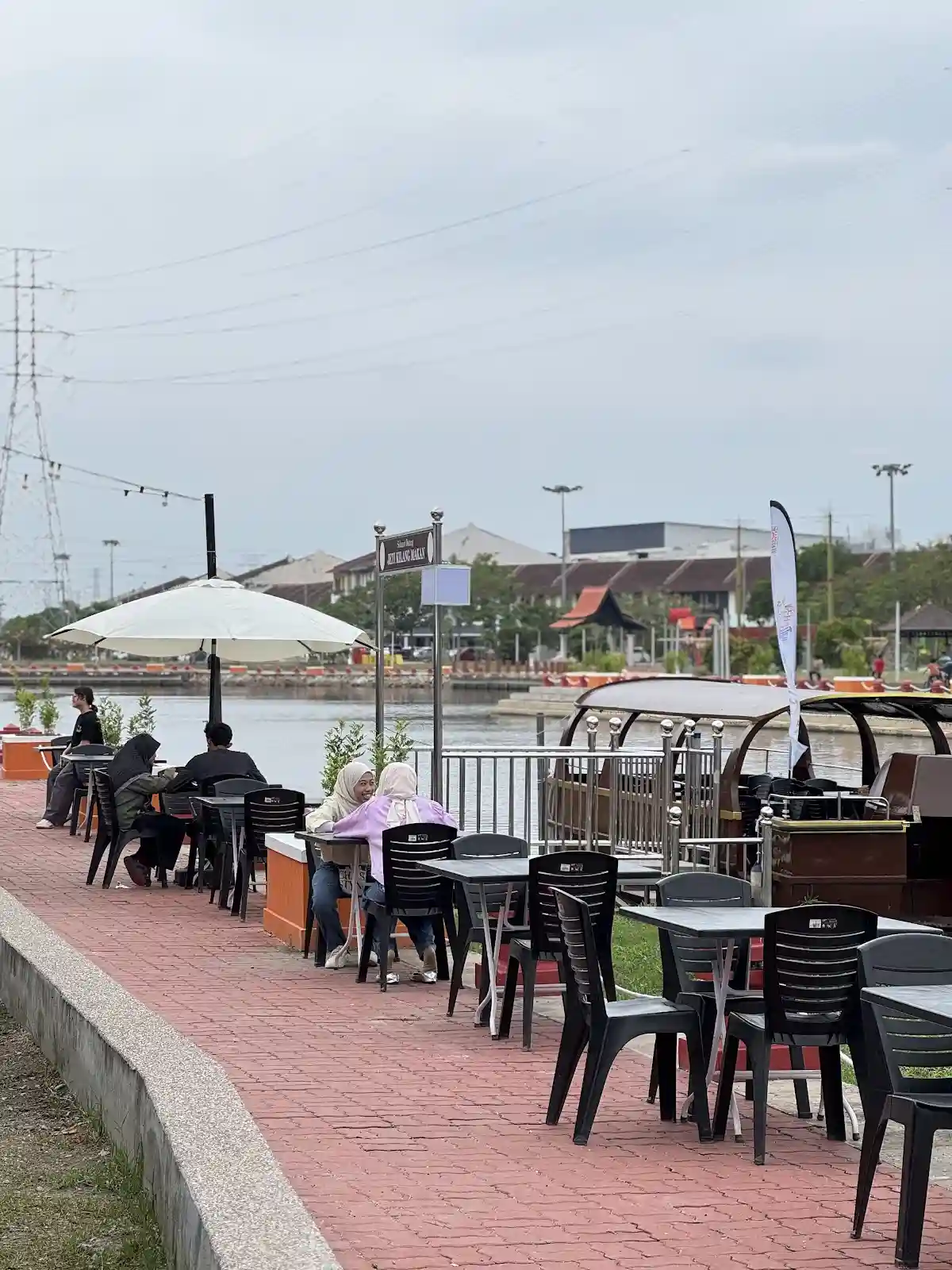 Top 10 Ikan Bakar in Melaka 2026 8 Arang Cafe Kilang Makan Jalan Tun Ali Melaka riverside grilled fish