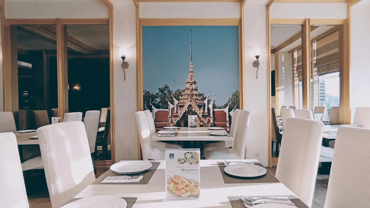Top 10 Thai Food in KL & Selangor 2026 8 Imperial Chakri Palace Suria KLCC Kuala Lumpur royal thai restaurant