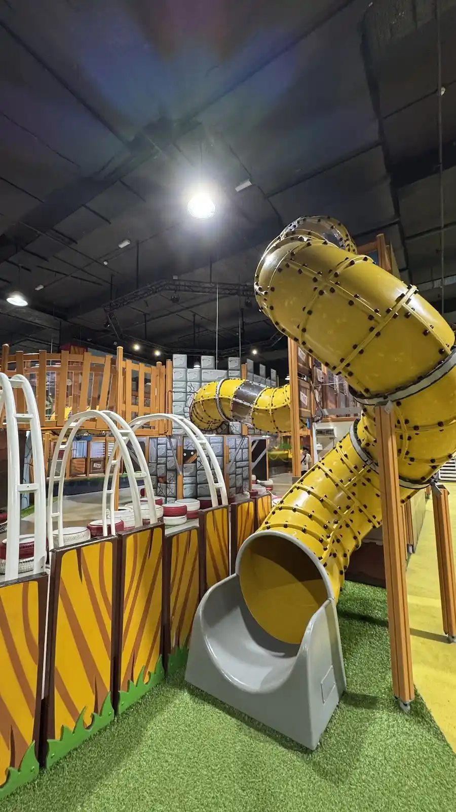 Top 10 Indoor Playgrounds in Johor Bahru 2026 8 Kidz Republic Indoor Theme Park Komtar JBCC Johor Bahru play centre