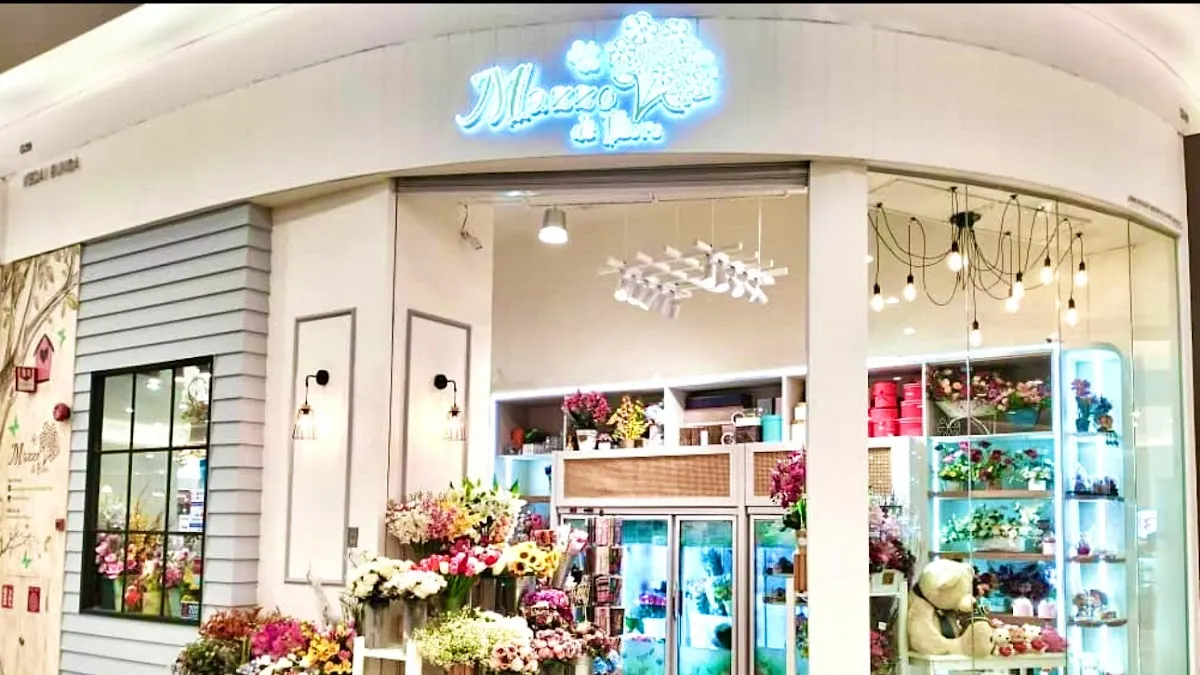 Top 10 Florists in Johor Bahru 2026 10 Mazzo Di Fiore florist Aeon Mall Tebrau City Johor Bahru bouquet