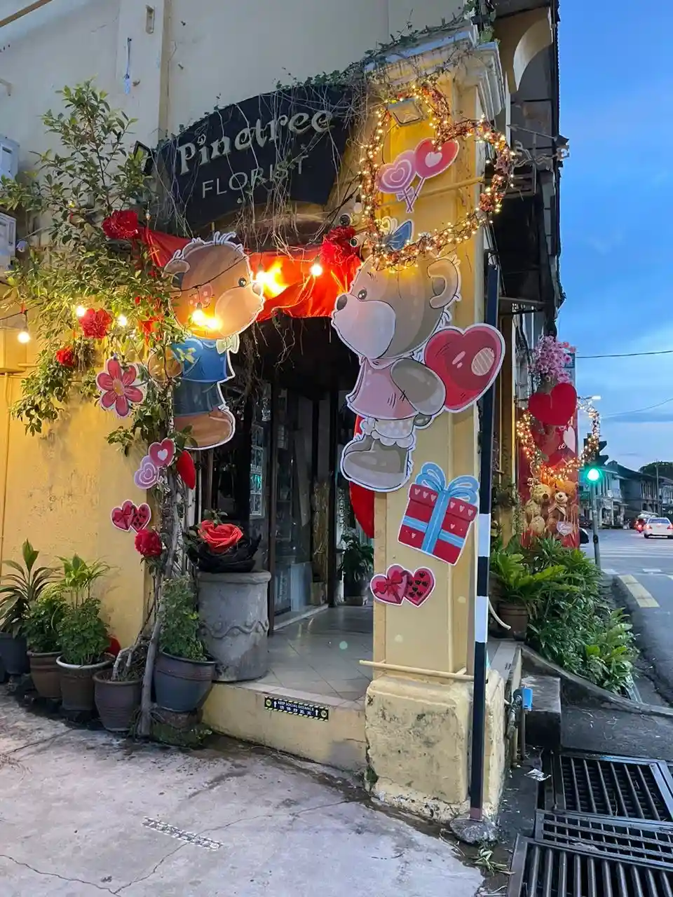 Top 10 Florists in Penang 2026 10 Pinetree Florist Jalan Anson George Town Penang doorstep flower delivery