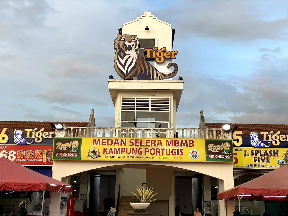 Top 10 Seafood in Melaka 2026 11 De Costa's 8 Portuguese Seafood Portuguese Settlement Melaka baked crab stingray
