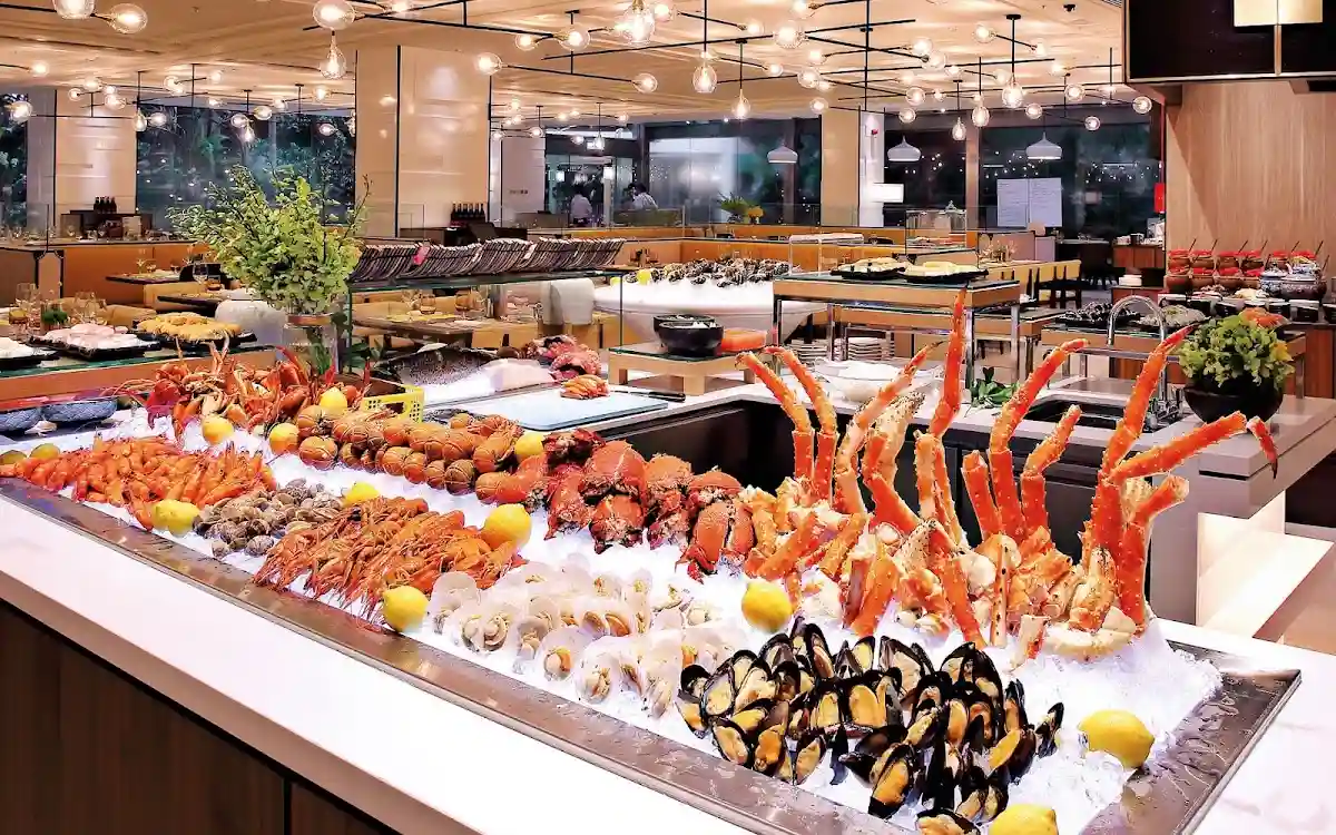 Top 10 Buffet Dinner in KL & Selangor 2026 11 Lemon Garden Cafe Shangri-La Kuala Lumpur international hotel buffet spread