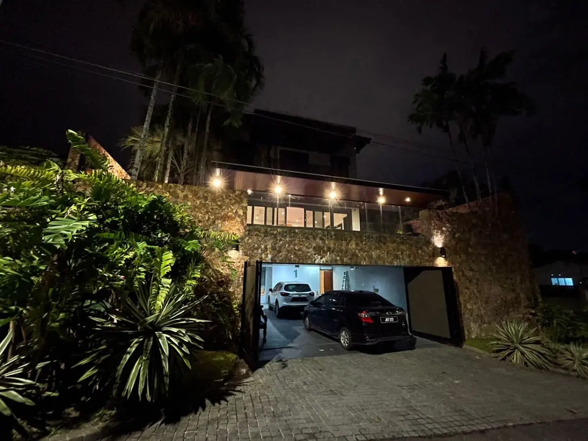 Top 10 Homestays in Johor Bahru 2026 11 The Luxurious One Grand Bali villa Taman Coronation Johor Bahru