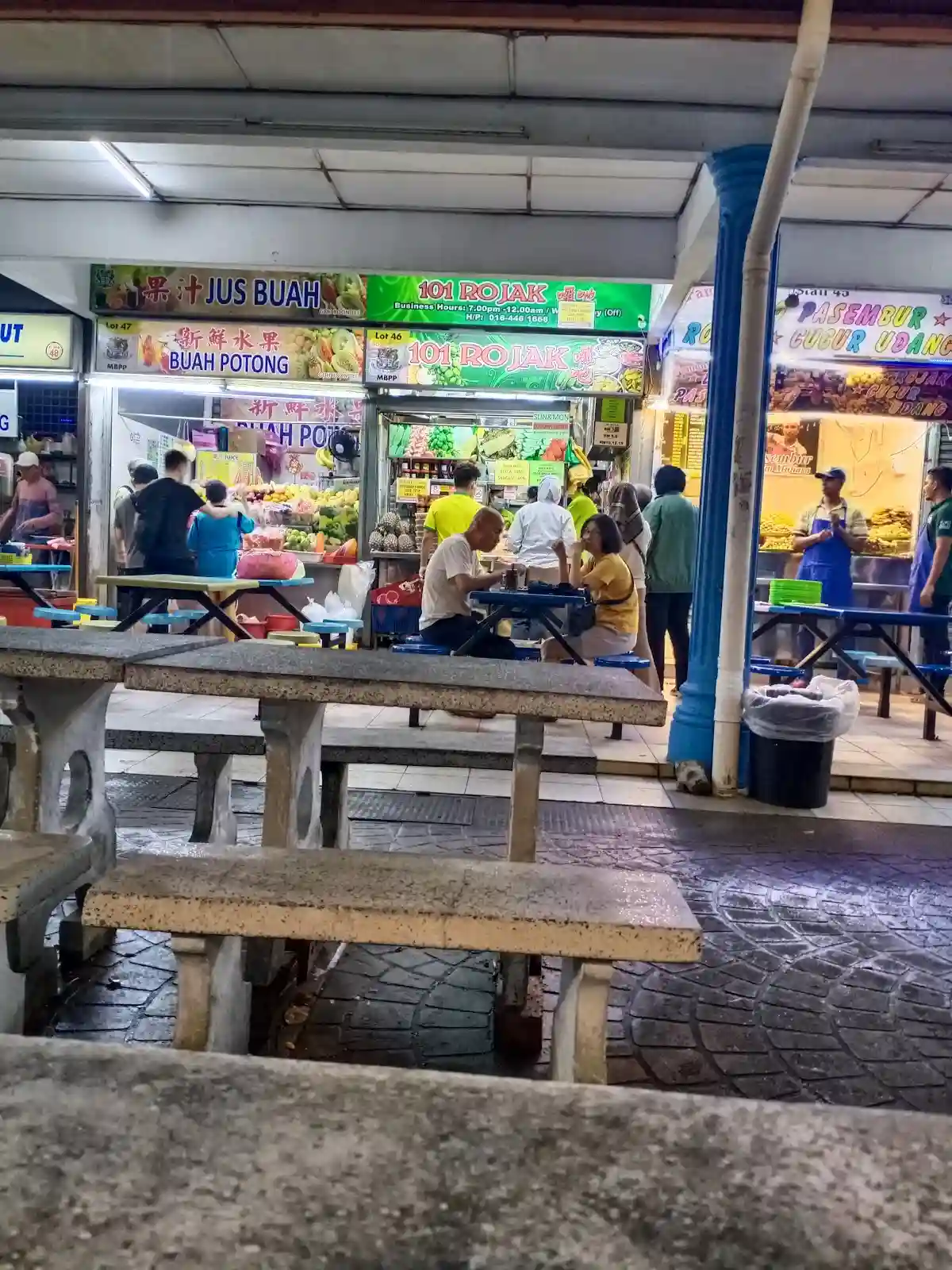 Top 10 Rojak in Penang 2026 11 Rojak Ho Wei Jeng 101 Rojak Padang Kota George Town Penang fruit rojak