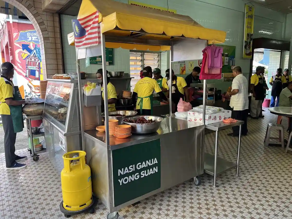Top 10 Mamak in Ipoh 2026 2 Nasi Ganja Ipoh nasi kandar ayam merah Jalan Yang Kalsom