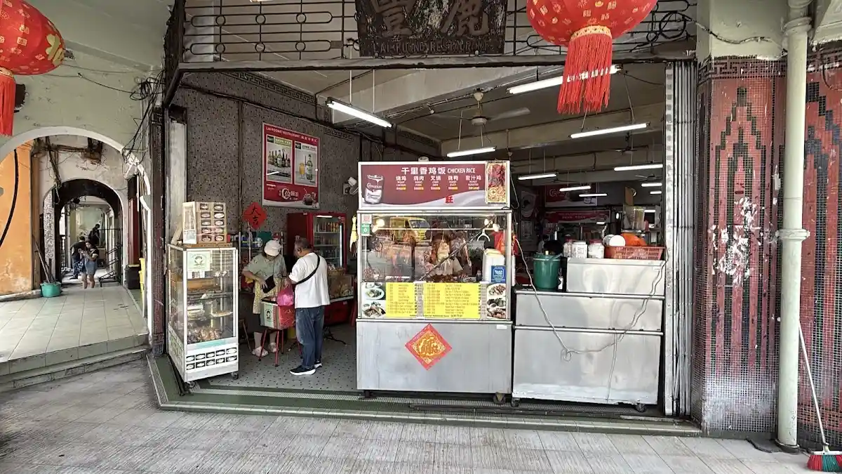 Top 10 Kopitiam in KL & Selangor 2026 4 Kedai Kopi Lai Foong Jalan Tun HS Lee Kuala Lumpur beef noodles
