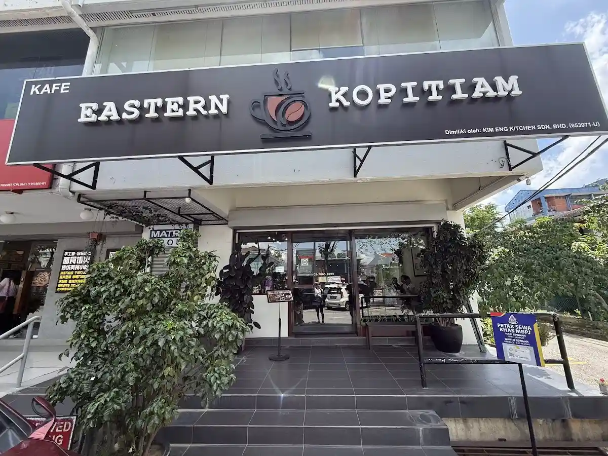 Top 10 Kopitiam in KL & Selangor 2026 5 Eastern Kopitiam by Kim Eng Kitchen SS2 Petaling Jaya Muslim friendly